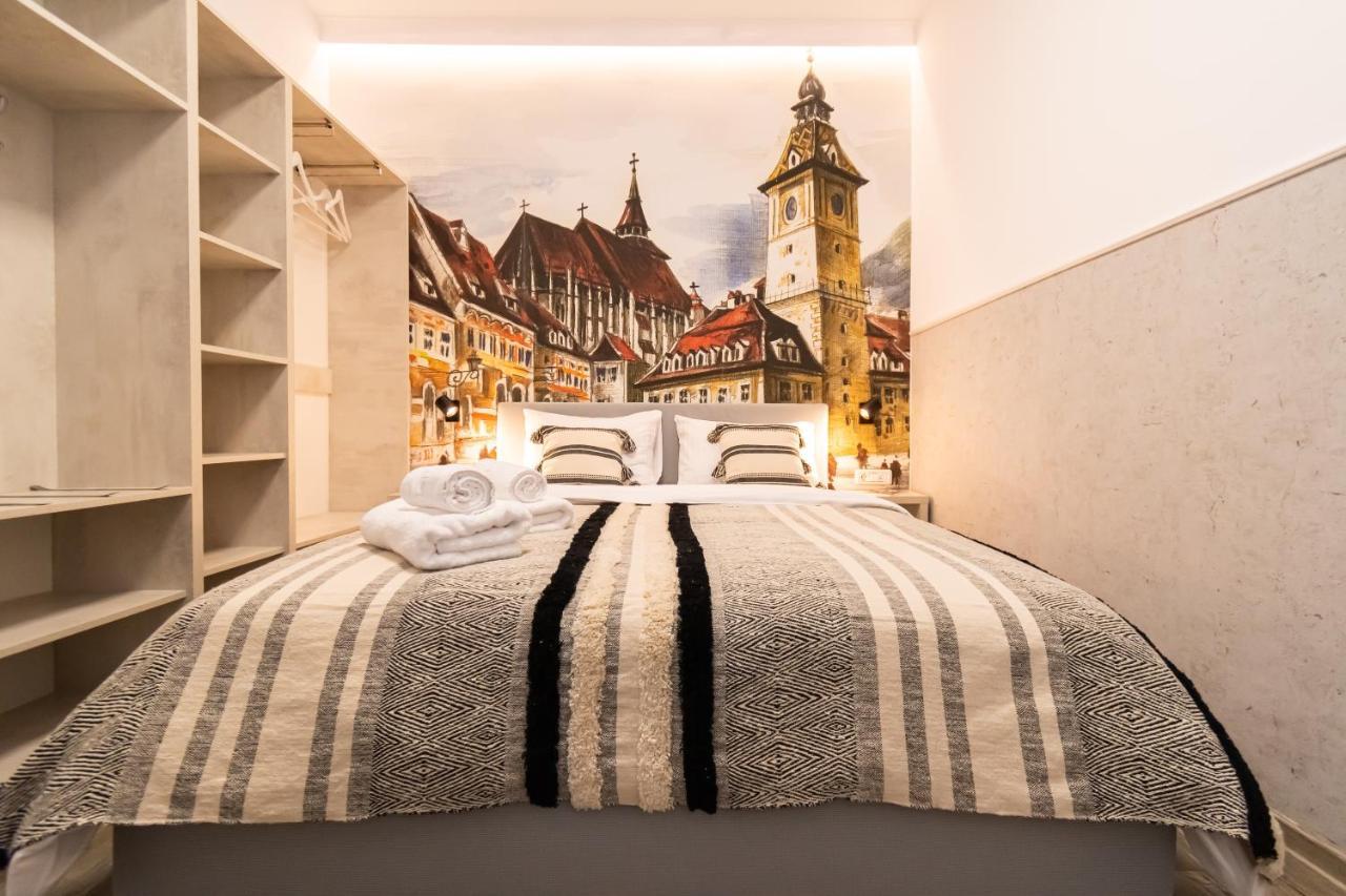 Okbrasov - Apartment & Studio In The Heart Of Old Town, Moments Away From The Black Church Exteriör bild