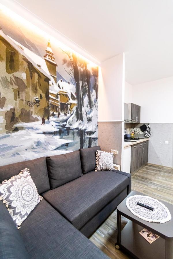 Okbrasov - Apartment & Studio In The Heart Of Old Town, Moments Away From The Black Church Exteriör bild